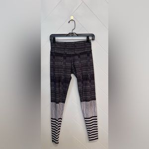 Onzie Legging